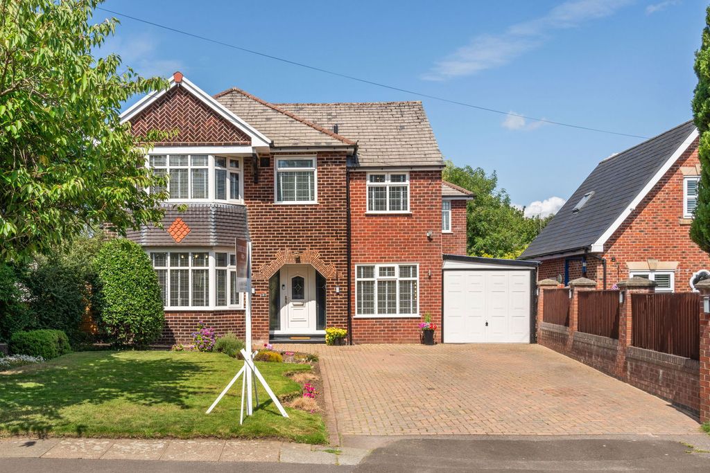 Property photo 2 of 44