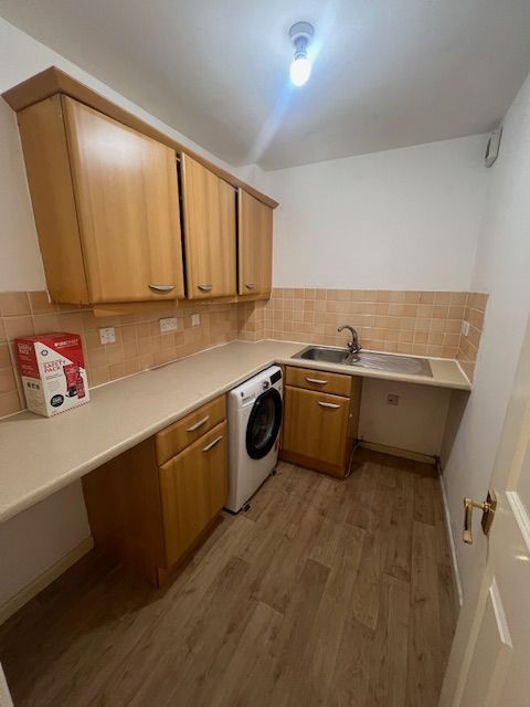 Property photo 3 of 12 Gallery