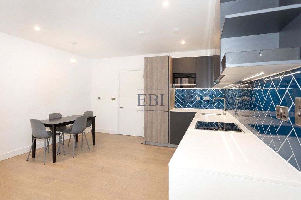 Property photo 2 of 10 Picture No. 03