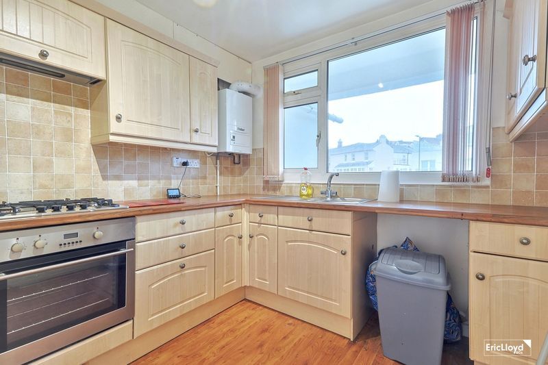 Property photo 3 of 10 Photo 2