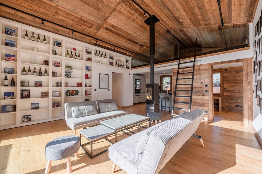 Property photo 2 of 12 Chamonix Chalet For