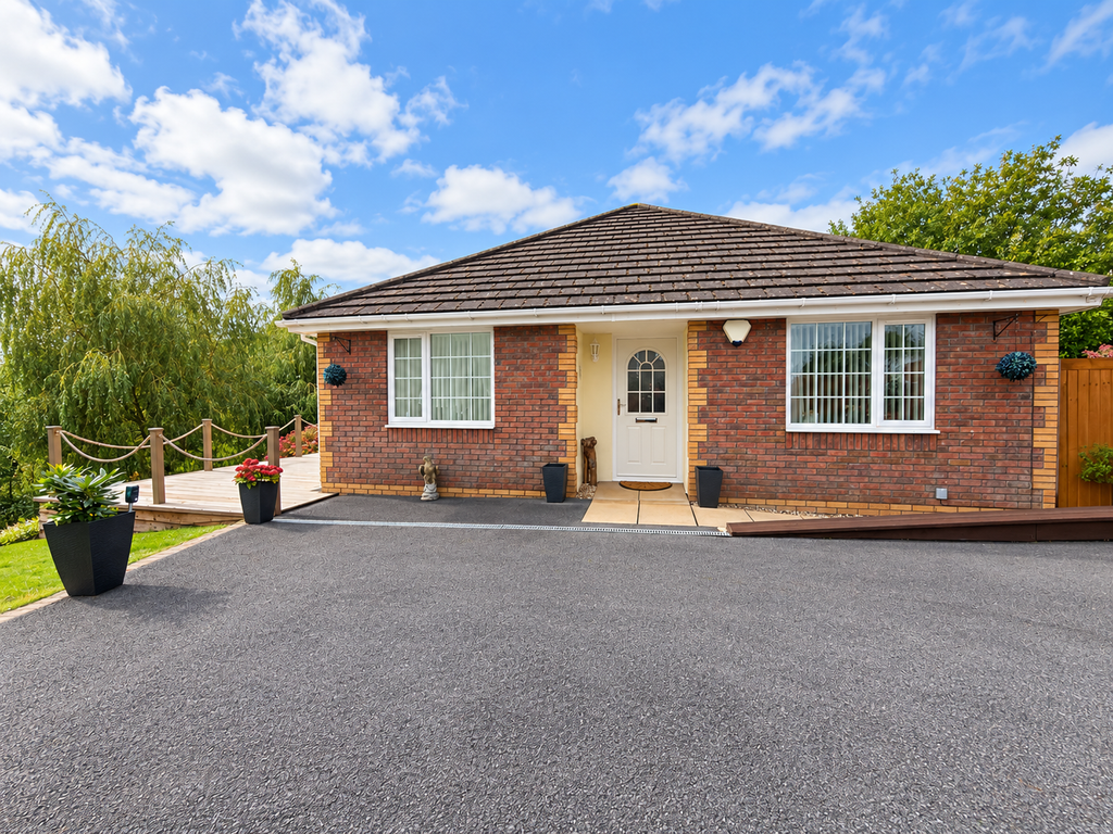 Property photo 1 of 29