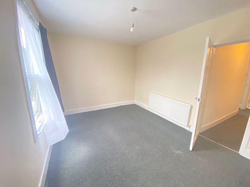 Property photo 3 of 6 Photo 6