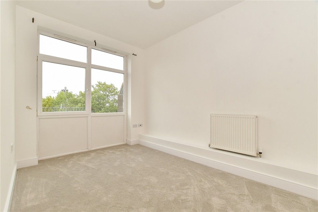 Property photo 2 of 9 Bedroom 1