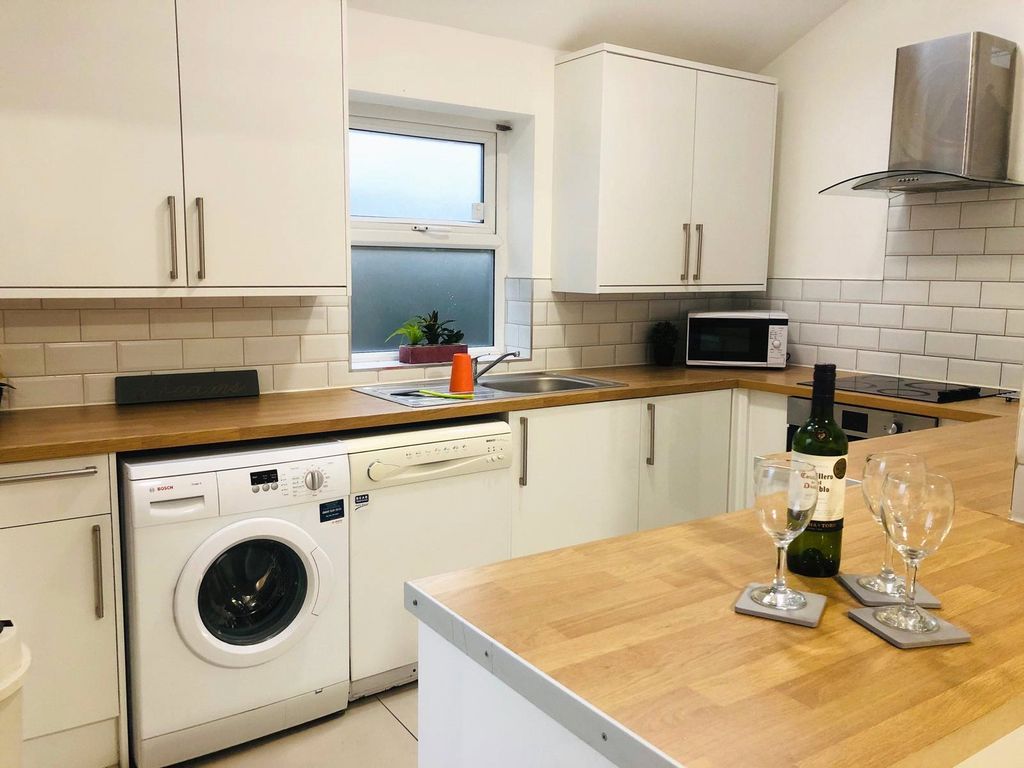 Property photo 1 of 15 Picture No. 01