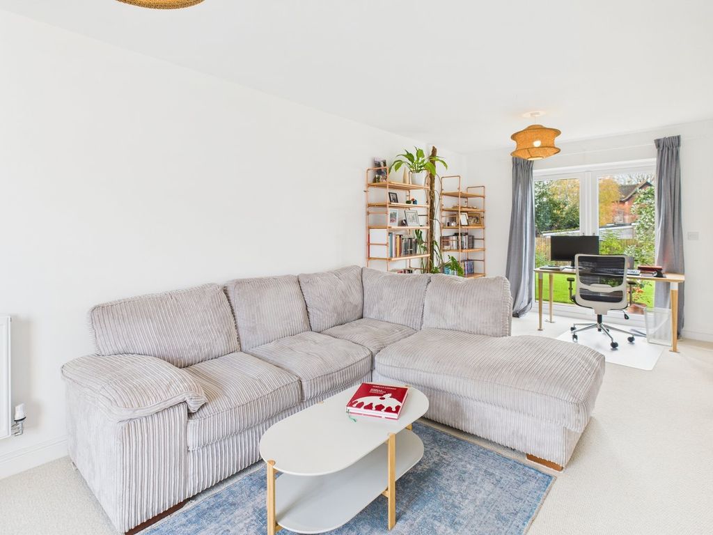 Property photo 3 of 21