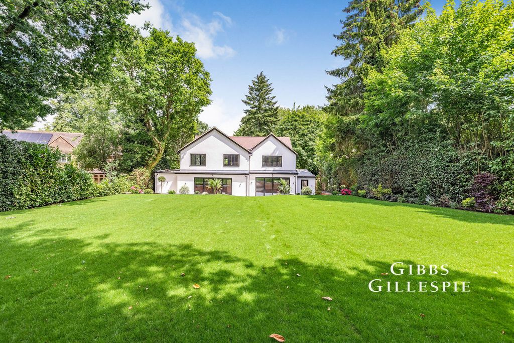 Property photo 1 of 19 Photo
