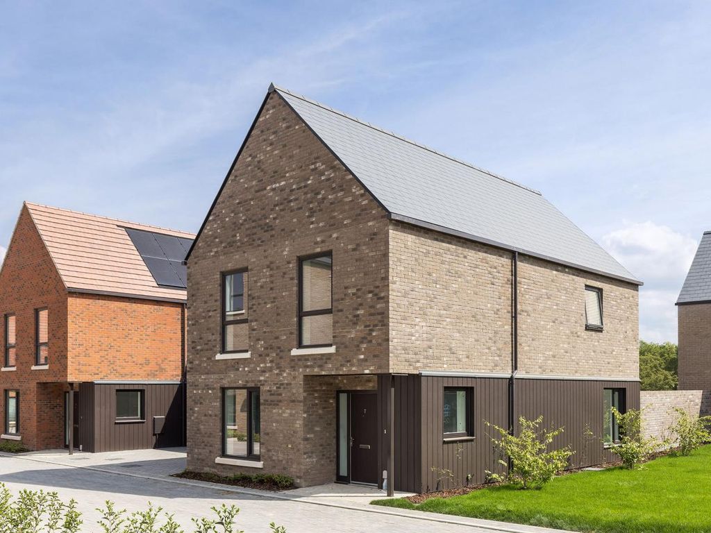 Property photo 1 of 9 The Sycamore, Number 422