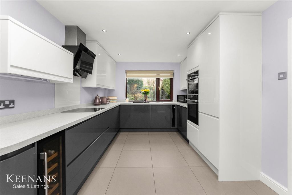 Property photo 2 of 55 2.Jpg