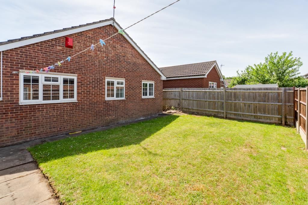 Property photo 3 of 19 28 Wensleydale Park, Corby (16 Of 19).Jpg