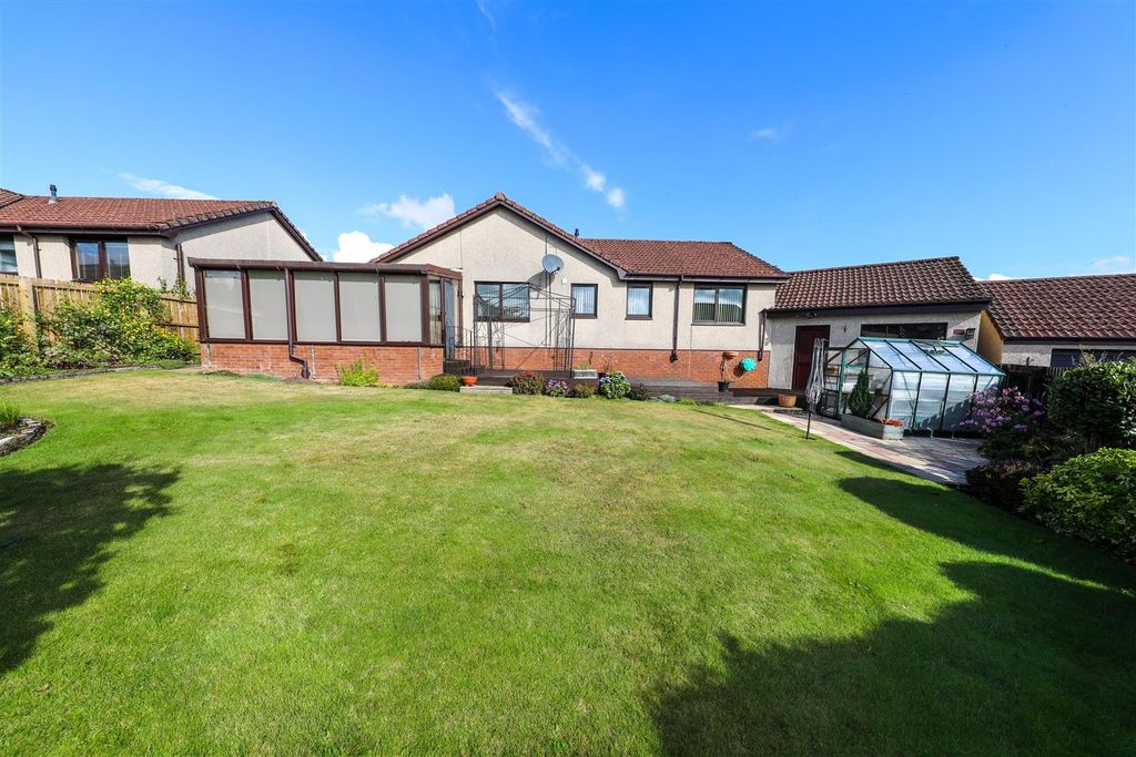 Property photo 2 of 35 B