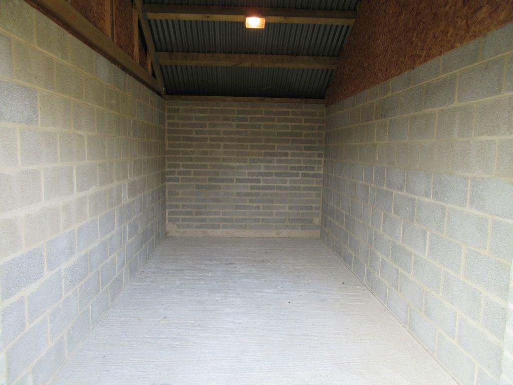 Property photo 3 of 3