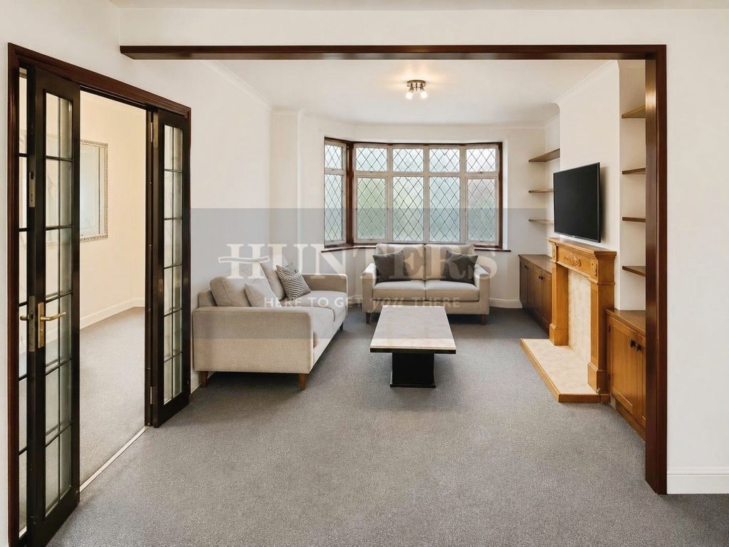 Property photo 2 of 10 Pbox-Img.Png