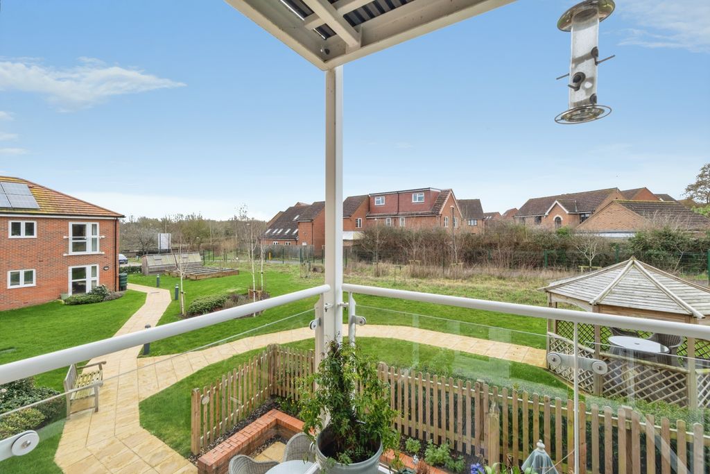 Property photo 1 of 20