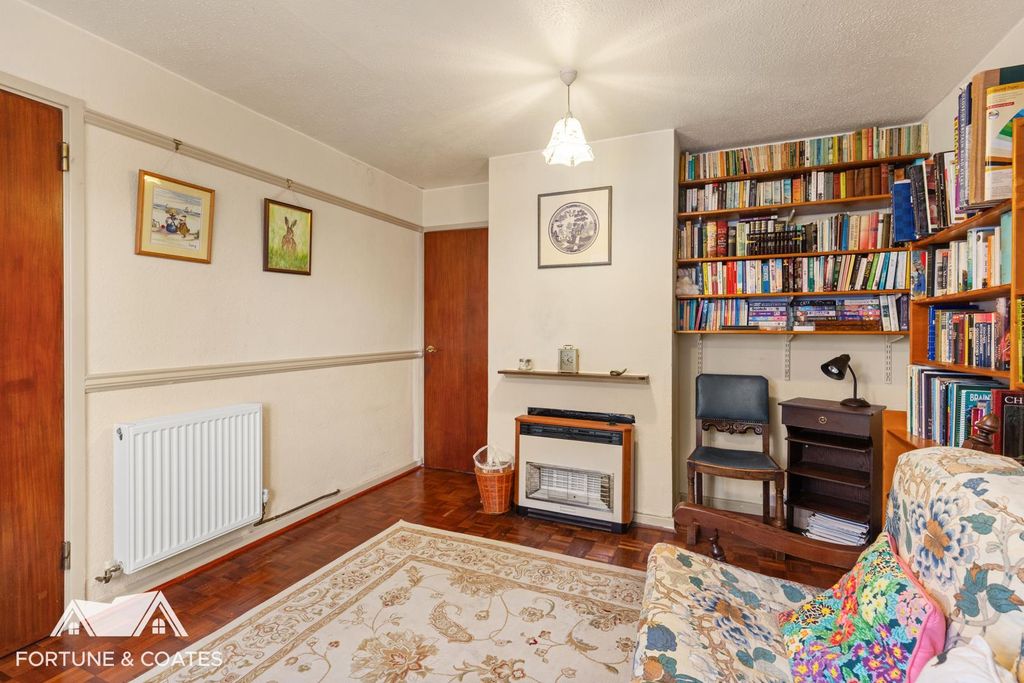 Property photo 3 of 20 Copsehill_13.Jpg