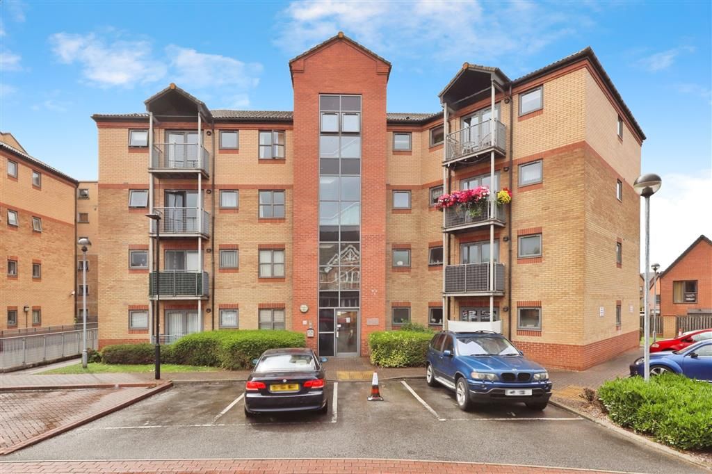 Property photo 2 of 17