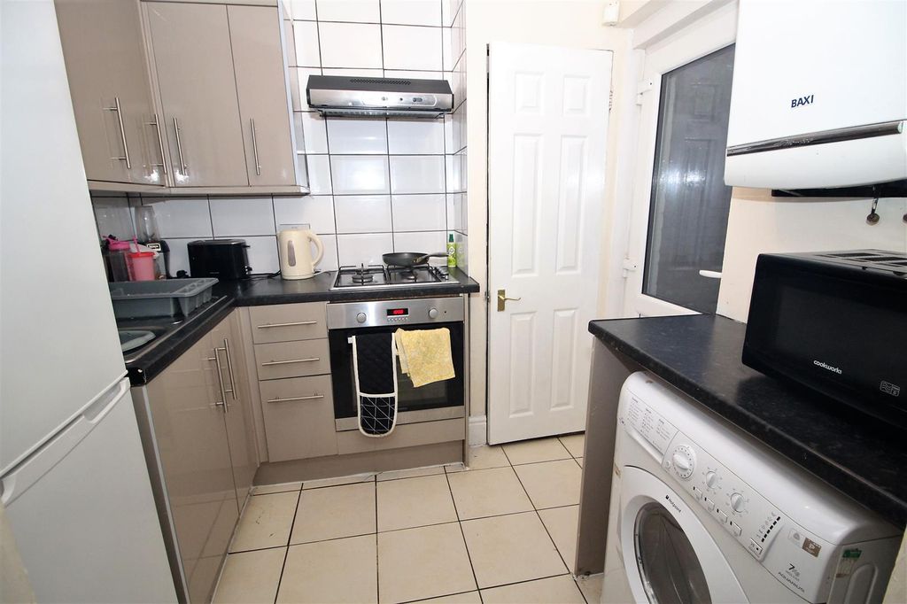 Property photo 2 of 6 Img_8903.Jpg