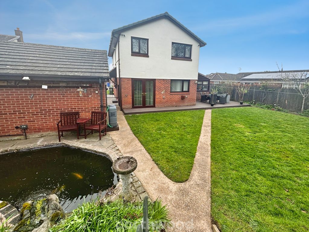 Property photo 1 of 42