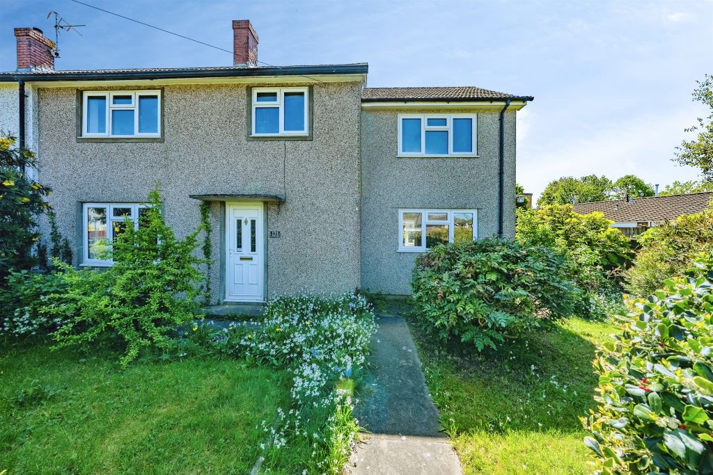 Property photo 1 of 32