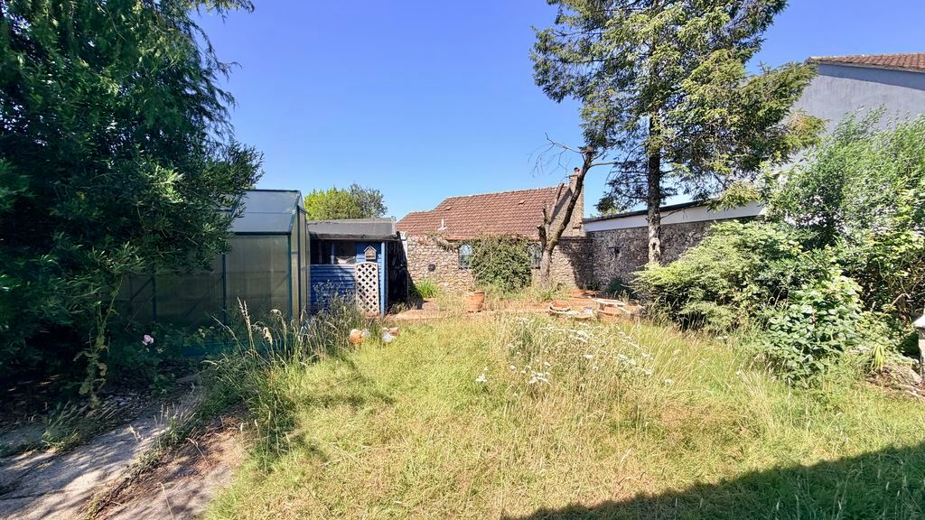 Property photo 2 of 14 Rear Garden