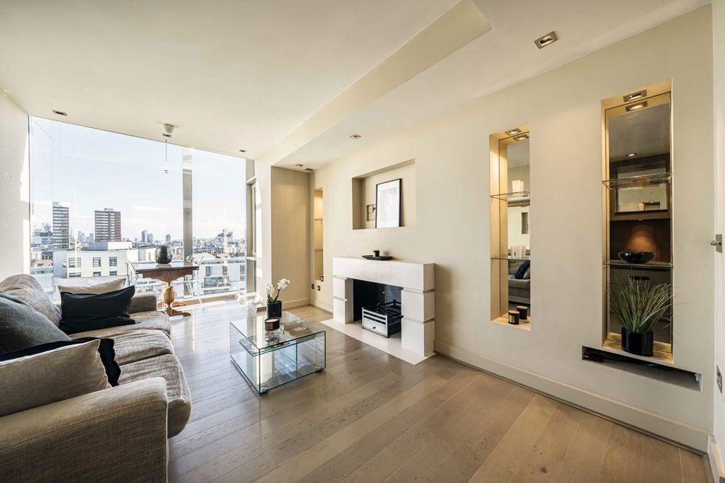 Property photo 3 of 9