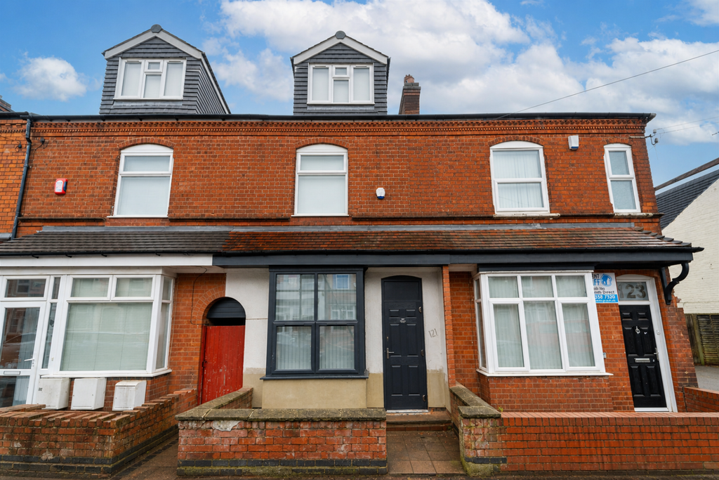 Property photo 2 of 46 Dom05365-Edit.Jpg