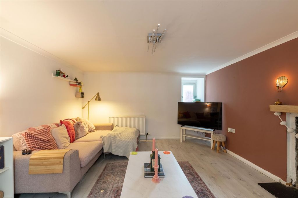 Property photo 2 of 21 Muckhart Cottage, Muckhart Road Dunning-25.Jpg