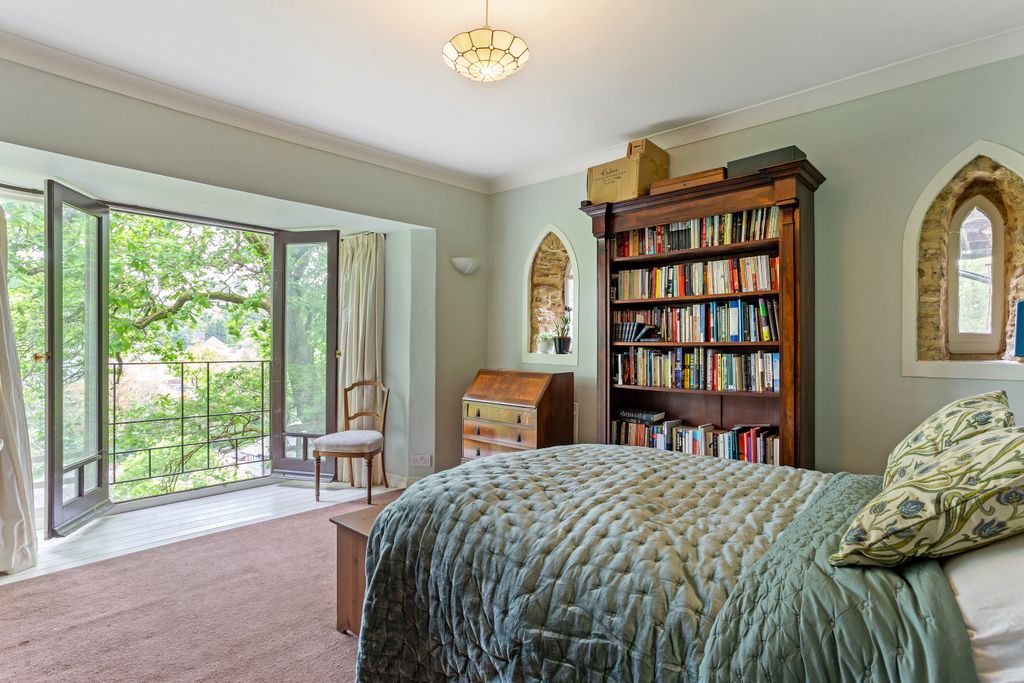 Additional image 12 of 4 bed detached house for saleNew Way, Godalming GU7