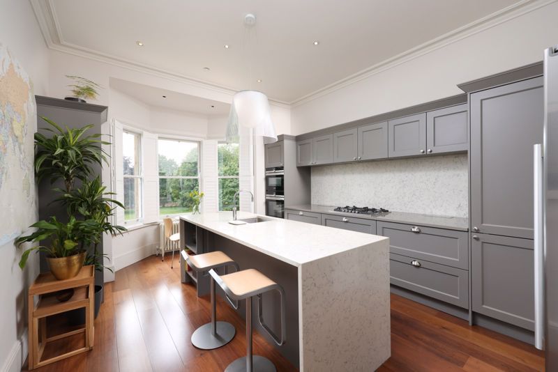 Property photo 3 of 14 Kitchen