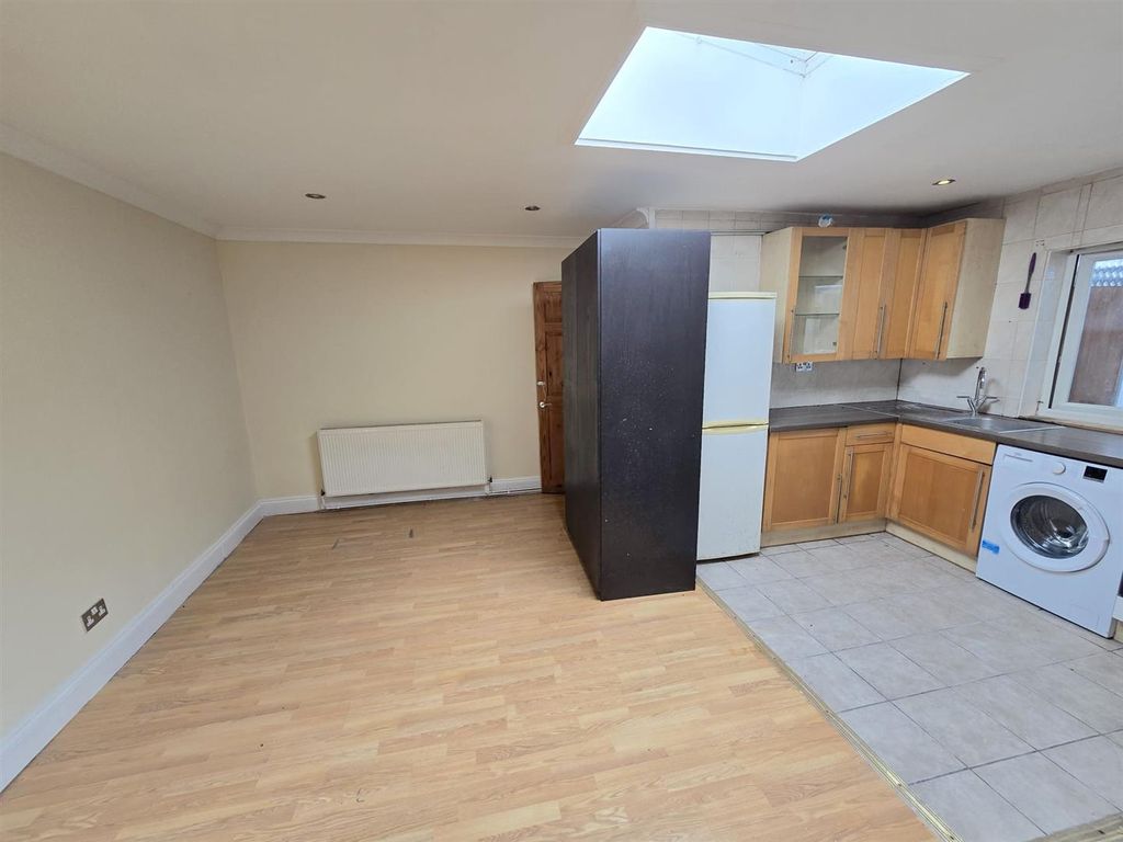 Property photo 1 of 4 Whatsapp Image 2025-08-05 At 4.12.48 Pm (1).Jpeg