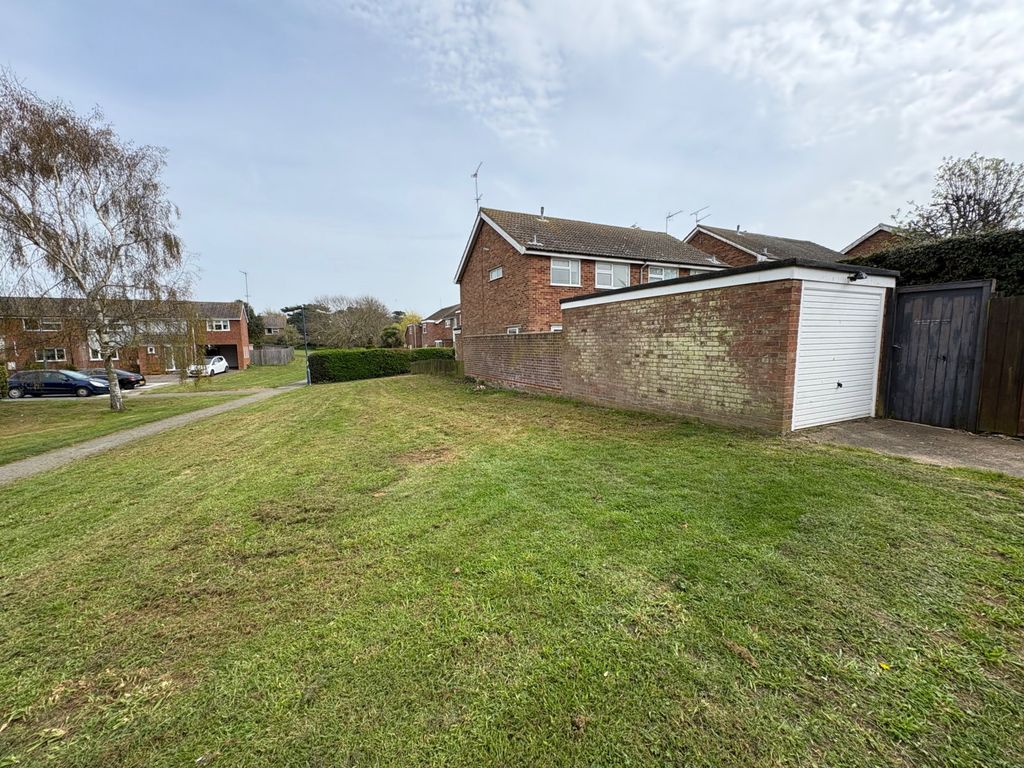 Property photo 1 of 43