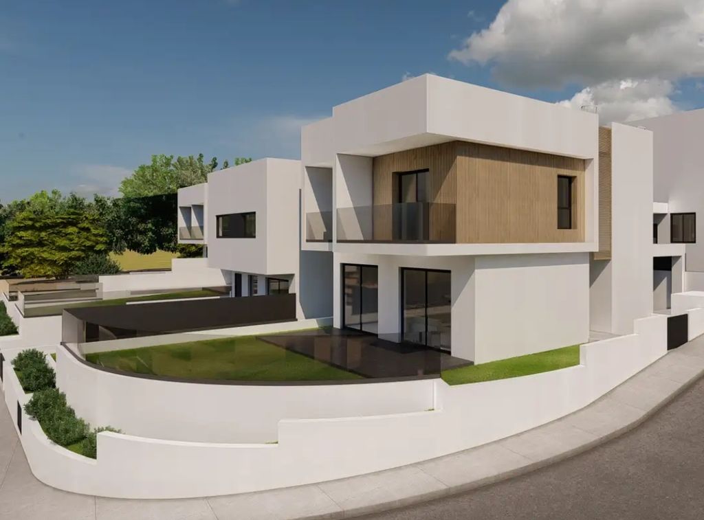 Property photo 2 of 5