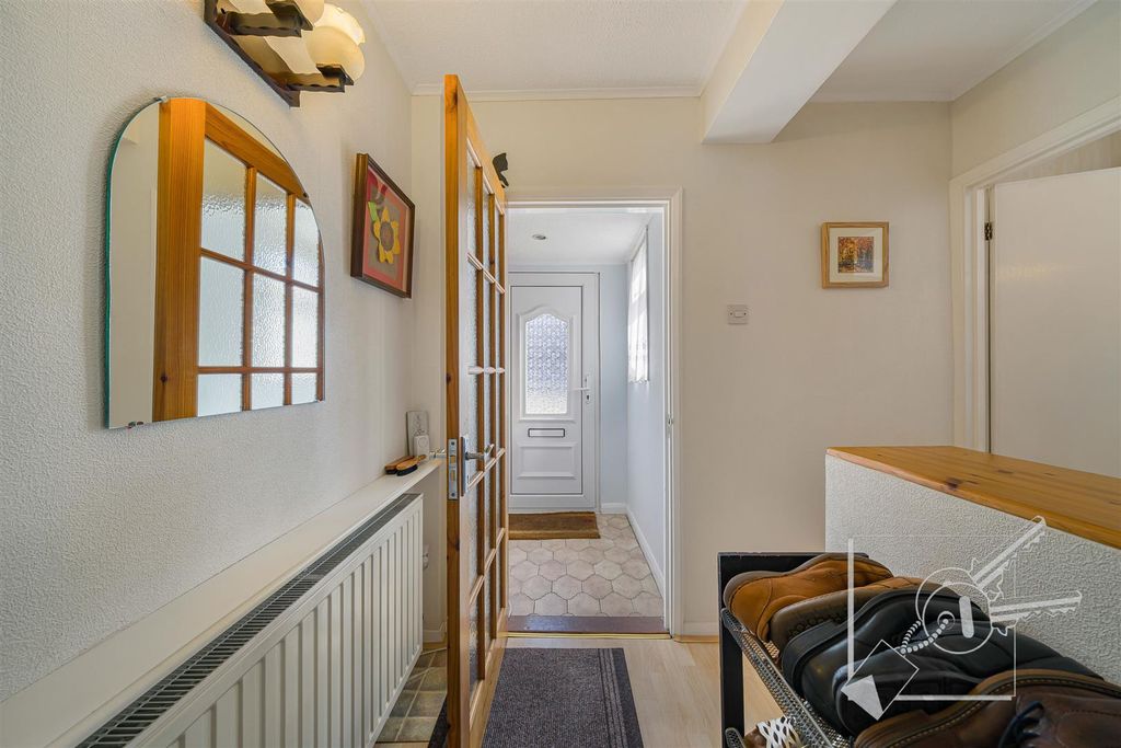 Property photo 2 of 39 Hall