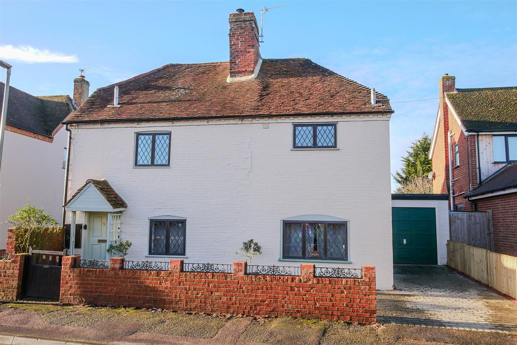 Property photo 1 of 24 Approach