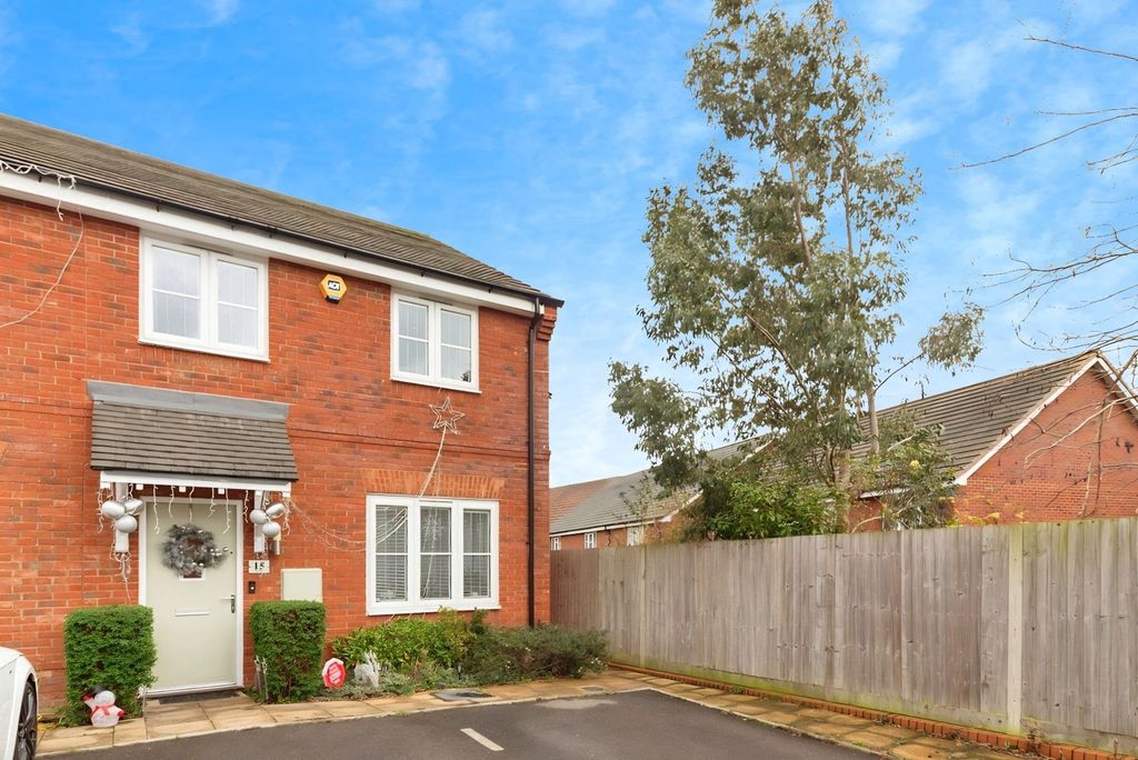 Property photo 1 of 18