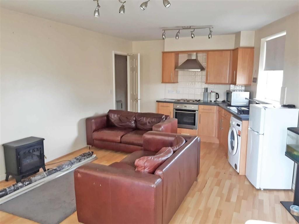 Property photo 2 of 6 89Aebaa2-335E-4Aa3-88Ca-Fb14d09c3Be4.Jpg