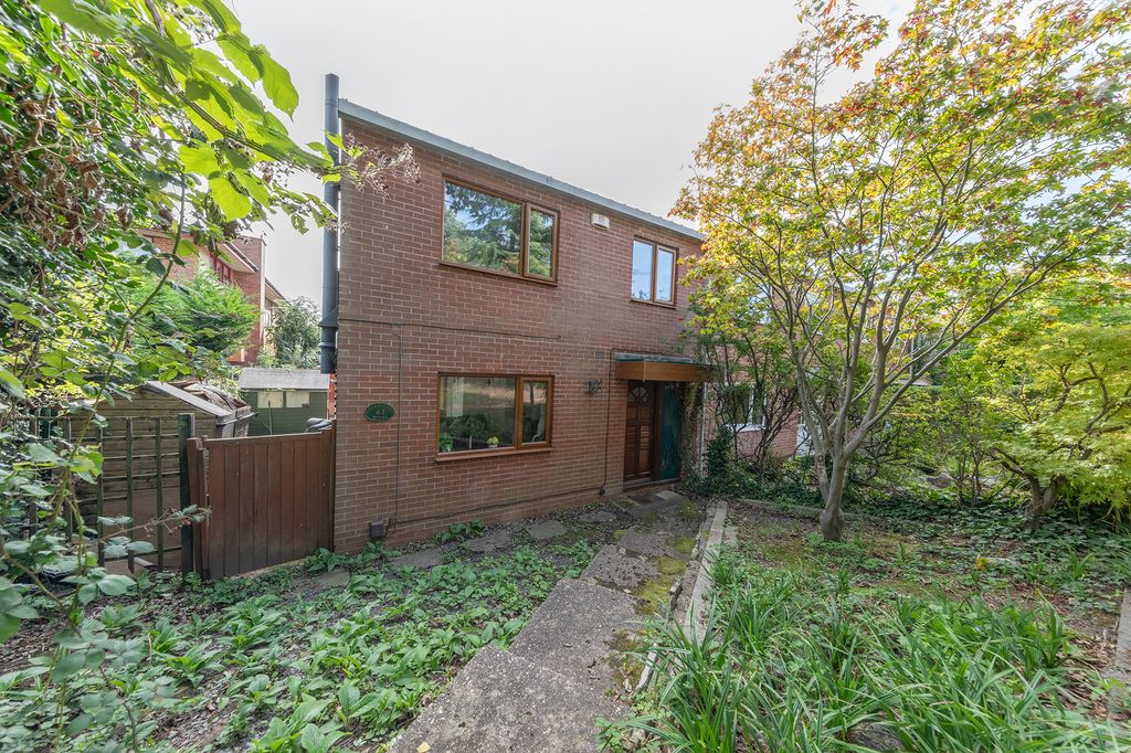 Property photo 1 of 25