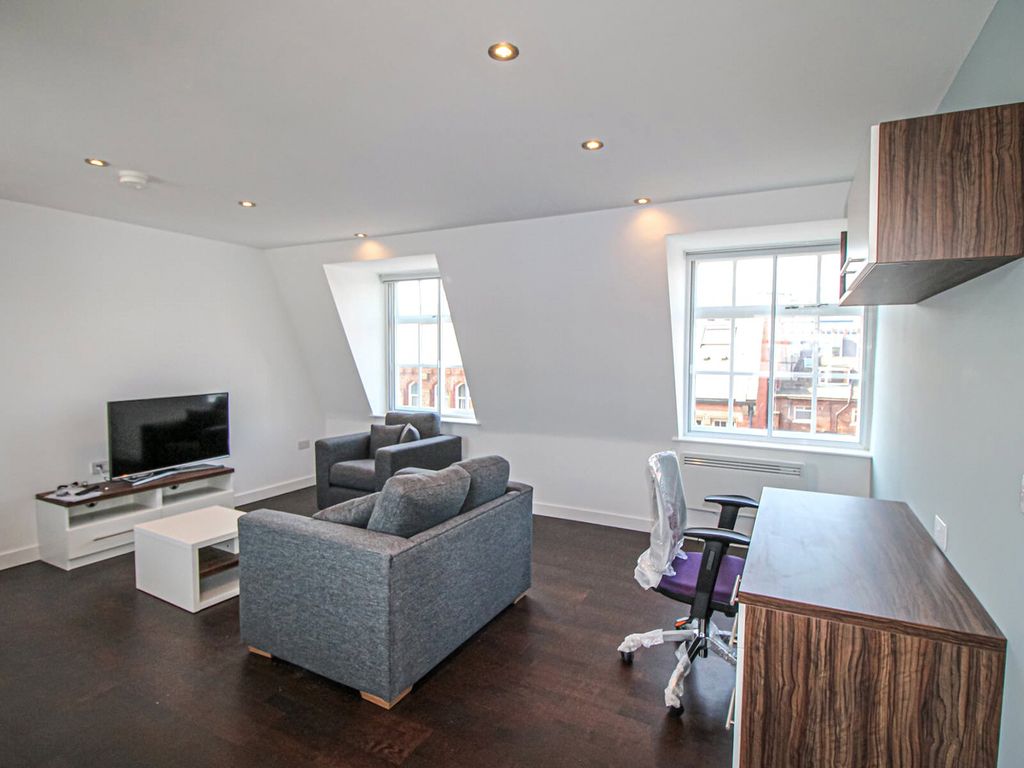 Property photo 2 of 8