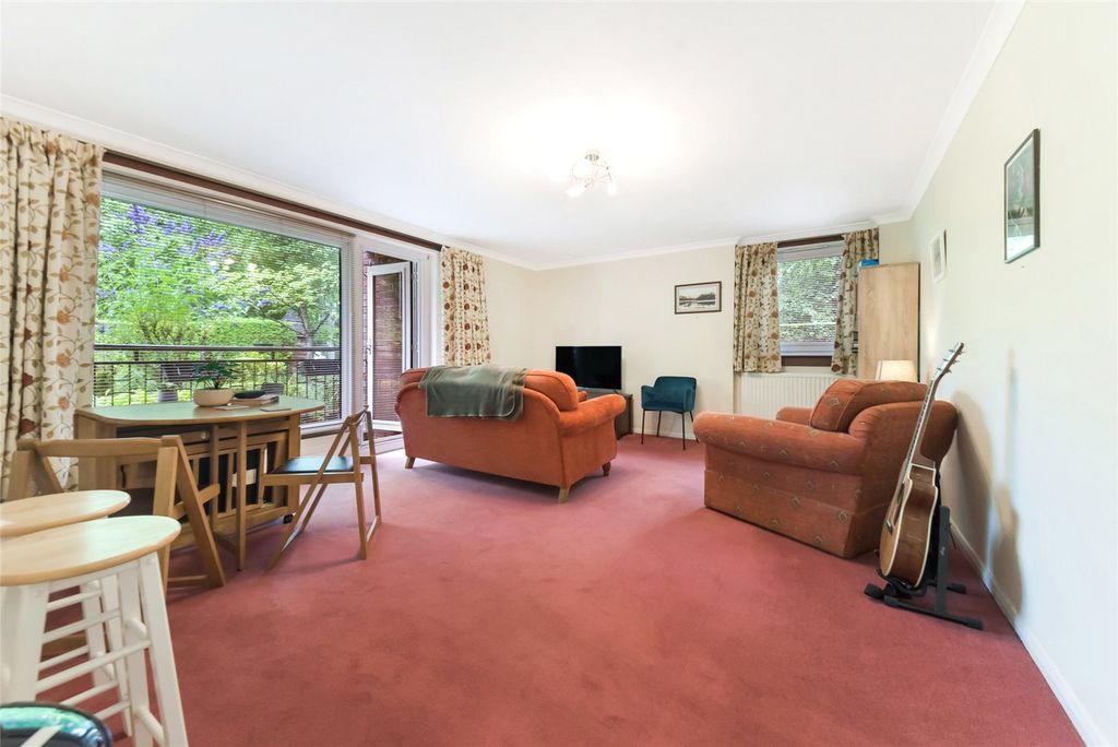 Property photo 2 of 23 Picture No. 04