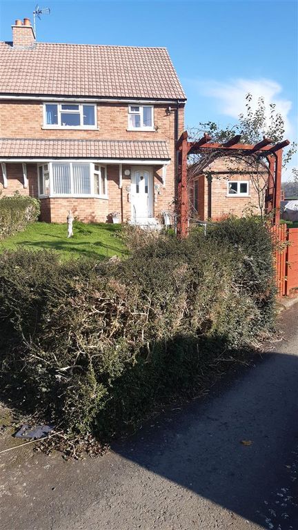 Property photo 3 of 3 10 Rosemary, Sy7 0Lr, External, Front 2.Jpg