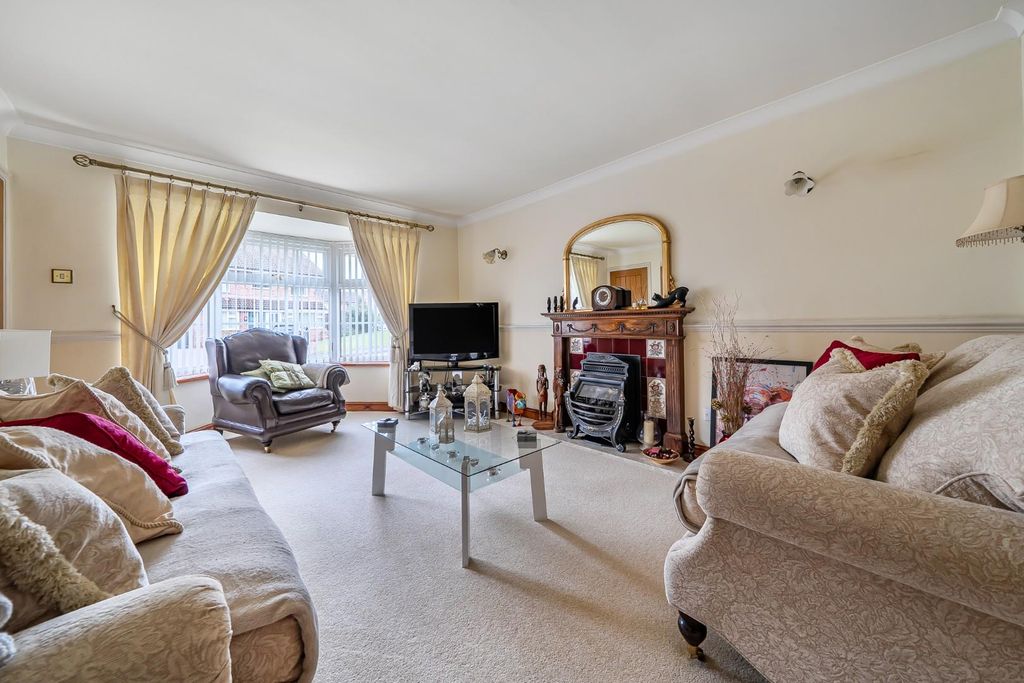 Property photo 3 of 19 Sapphire 6.Jpg