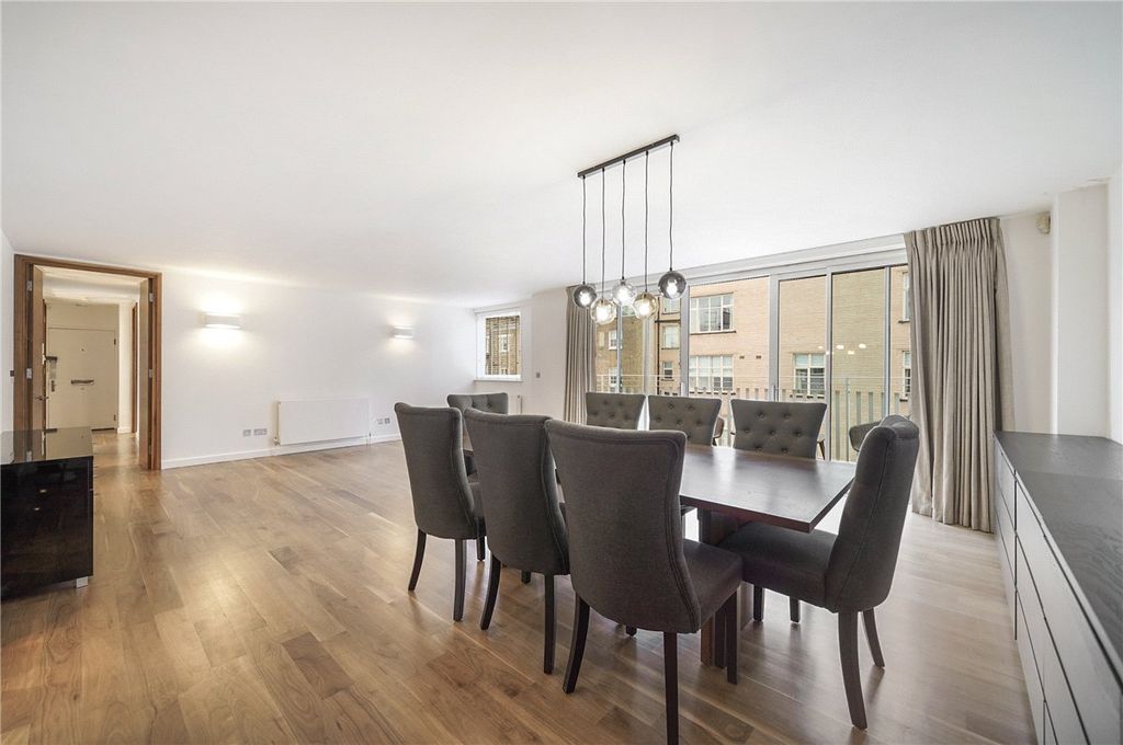 Property photo 1 of 17 Picture No. 38