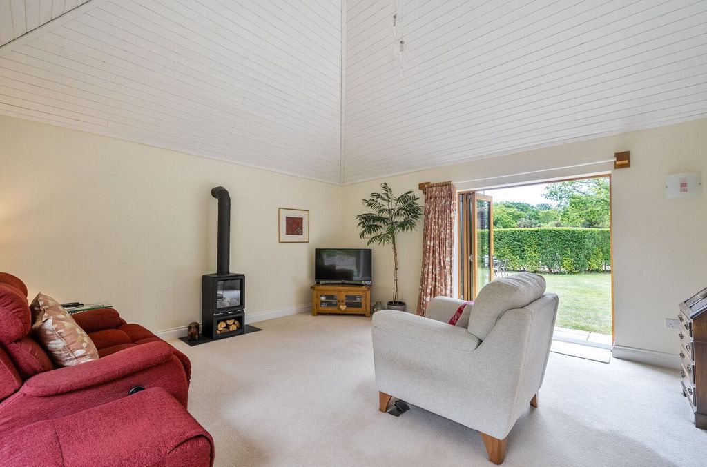 Property photo 3 of 23