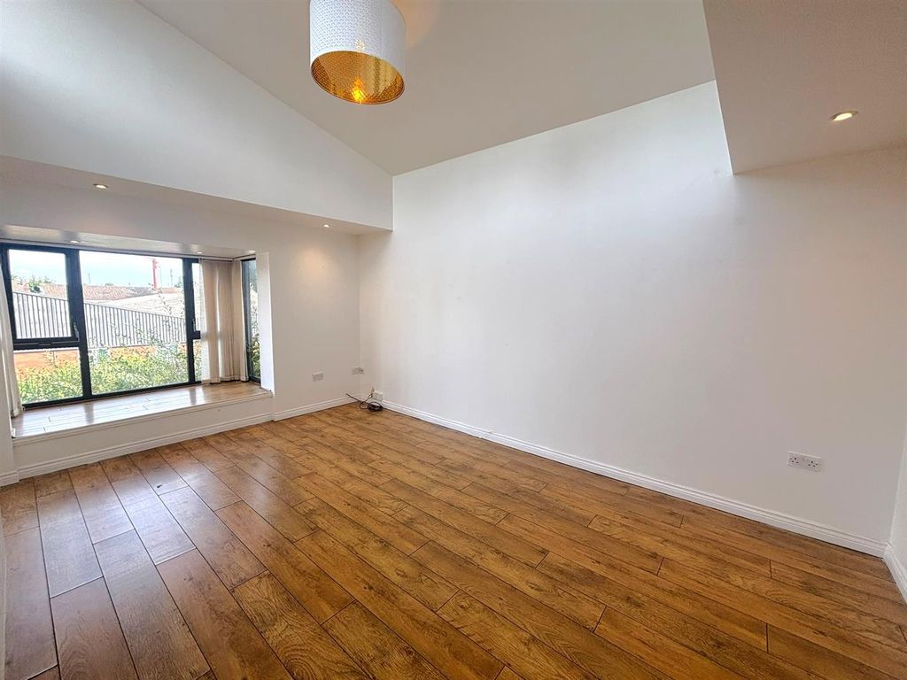 Property photo 3 of 13 Living Room