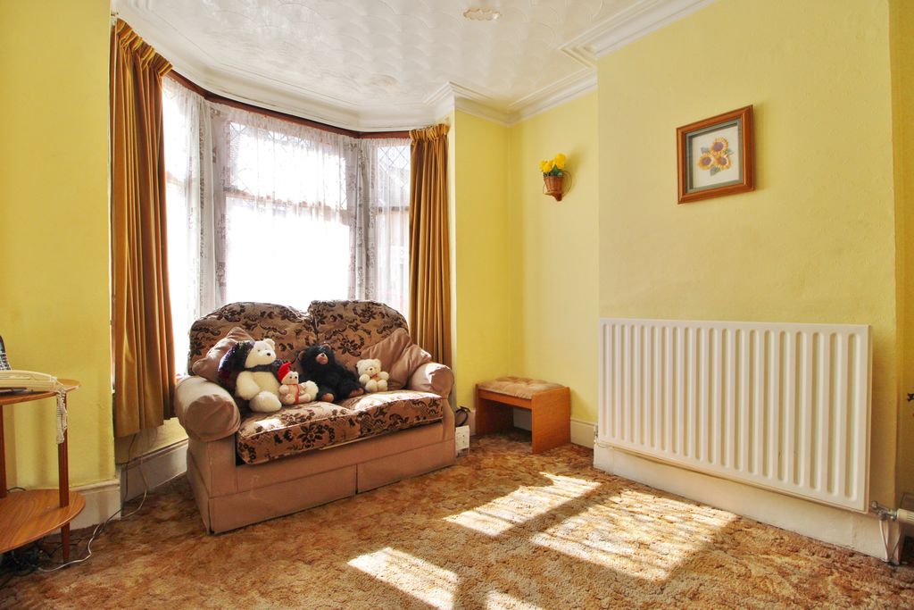 Property photo 3 of 14