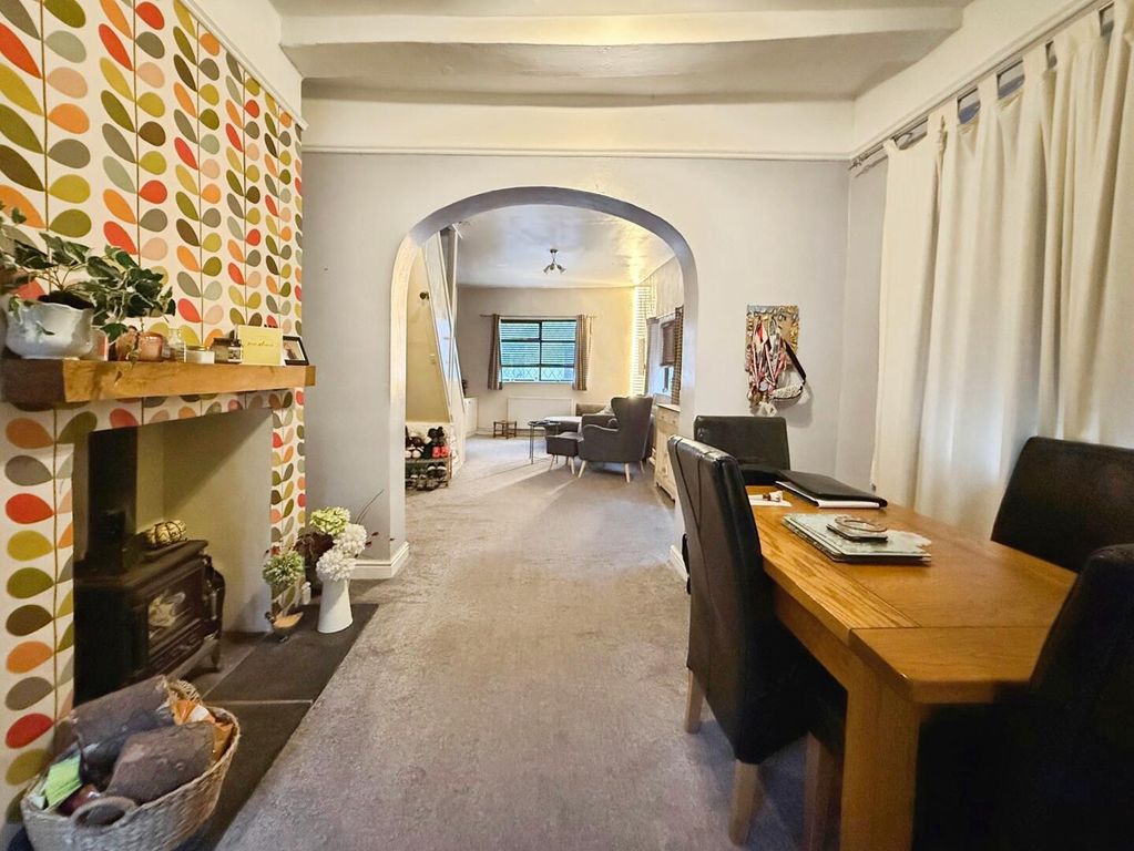 Property photo 3 of 17 Dining Room