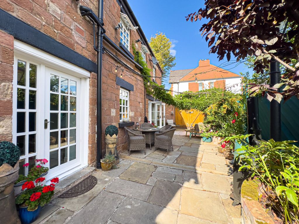 Property photo 3 of 30 Photo 15