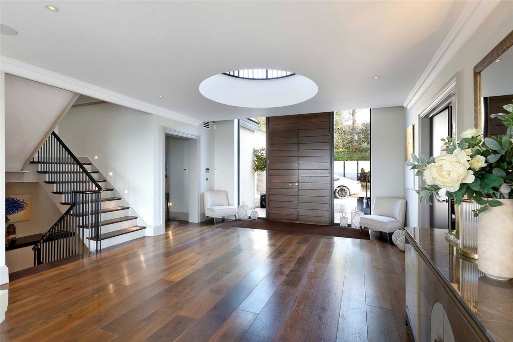 Property photo 3 of 22 Picture No. 04