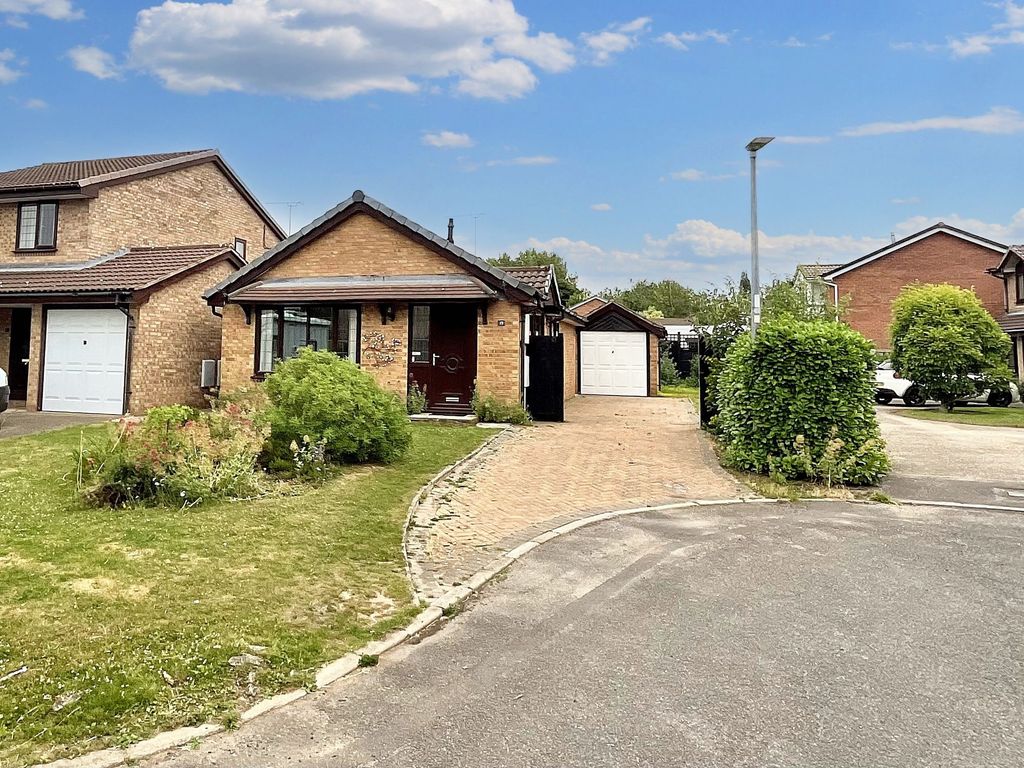 Property photo 1 of 11