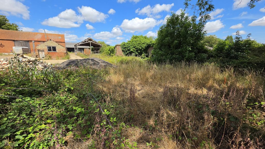 Property photo 1 of 4